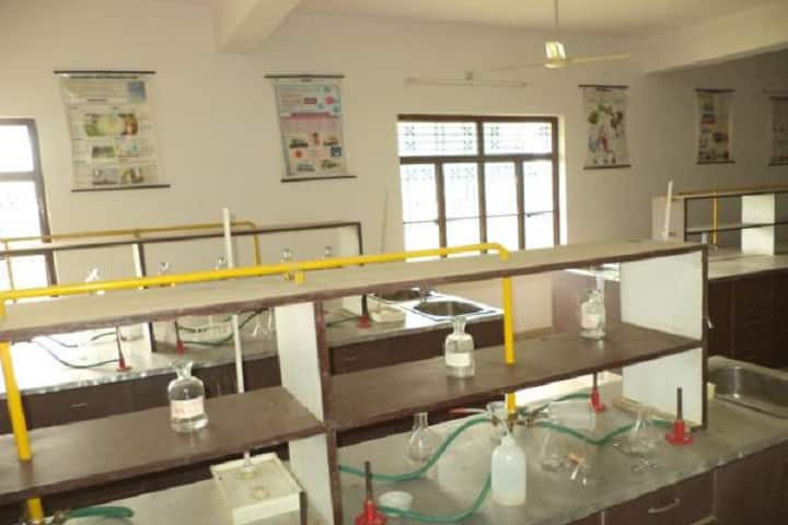 Shaheed Captain Vijay Pratap Singh Smarak Degree College, Kaushambi campus photo 3