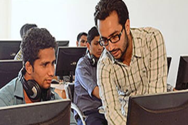 Radical Business School, Amritsar campus photo 4