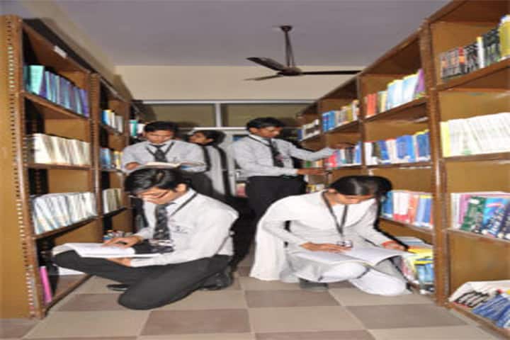 Sri Sri Institute of Technology and Management, Kanshiram Nagar campus photo 3
