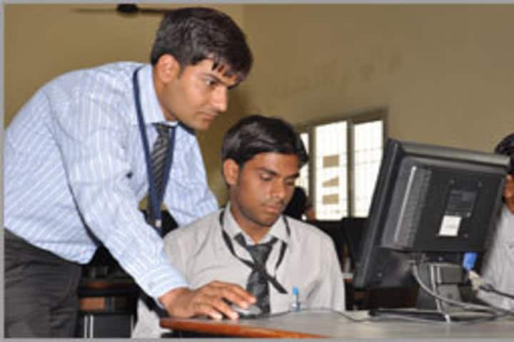 Sri Sri Institute of Technology and Management, Kanshiram Nagar campus photo 6