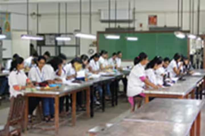 SP College Pune campus photo 2