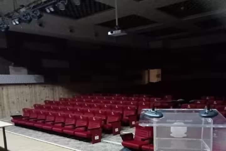 SP College Pune campus photo 3