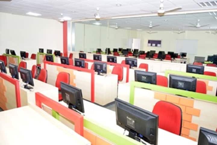 Technocrats Institute of Technology and Science, Bhopal campus photo 3