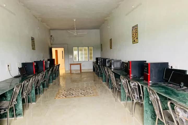 Smt Kamla Ram Udit Mahavidyalaya, Sultanpur campus photo 2