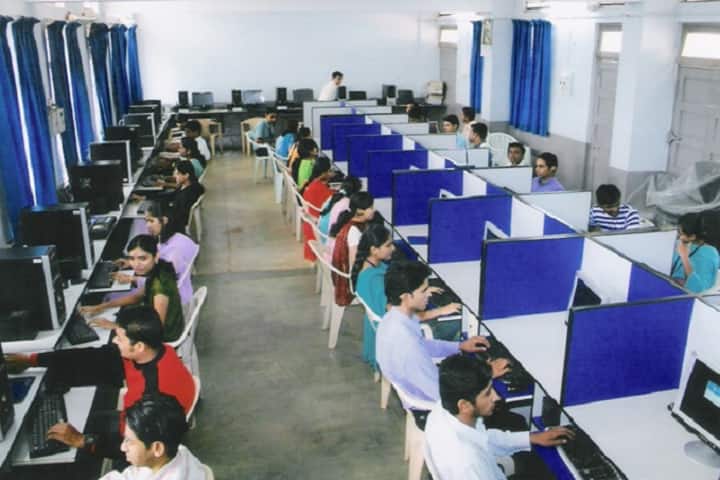 Padmaraj Ariga Bharatesh College of Business Administration, Belgaum campus photo 3