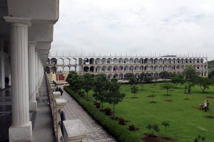 Vignan's Institute of Technology and Aeronautical Engineering, Nalgonda campus photo 4