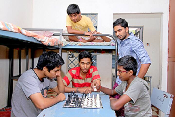 Vetri Vinayaha College of Engineering and Technology, Tiruchirappalli campus photo 6
