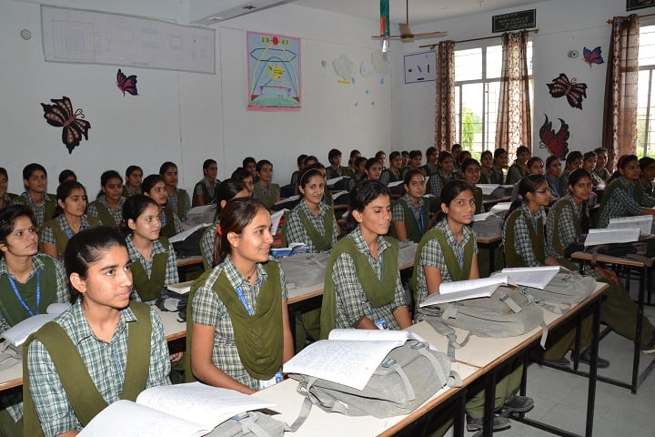 Bhartiya Girls PG College, Sikar campus photo 4