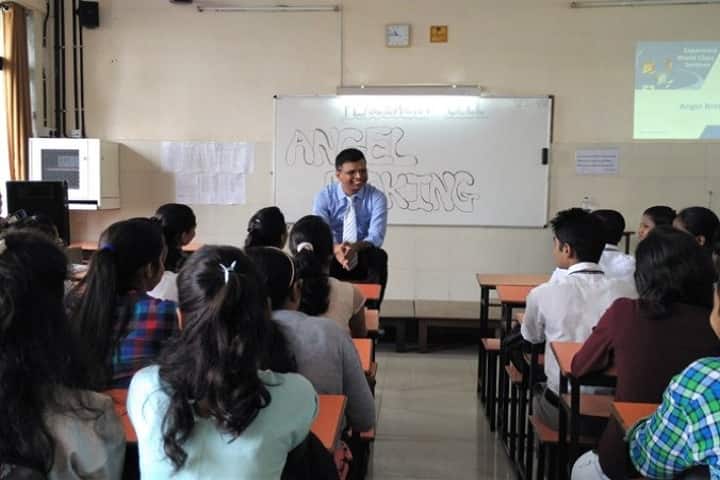 Nirmala Memorial Foundation College of Commerce and Science, Mumbai campus photo 3