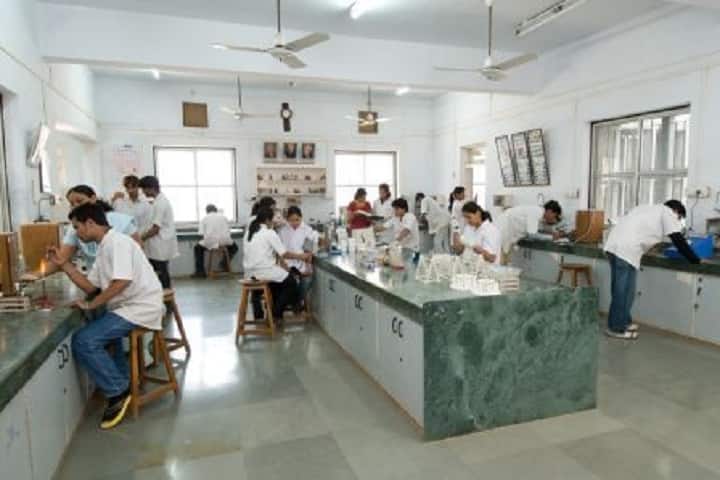 Naran Lala Institute of Management Studies, Navsari campus photo 4