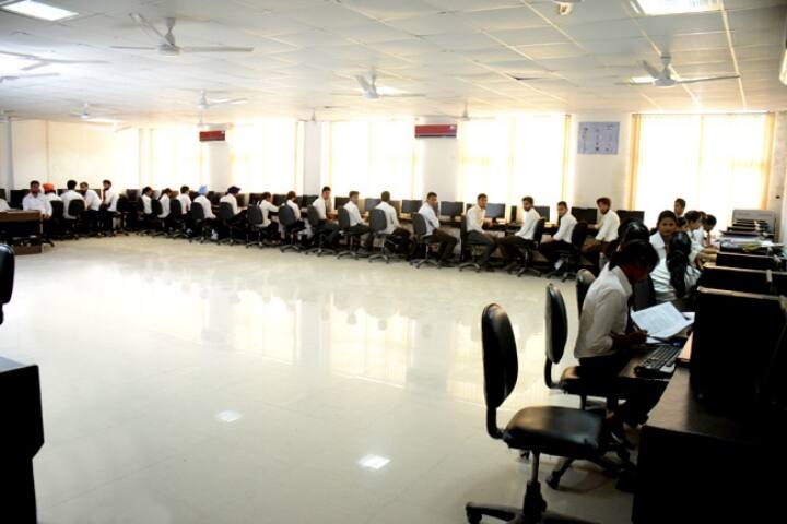 Adesh Institute of Technology, Gharuan campus photo 4