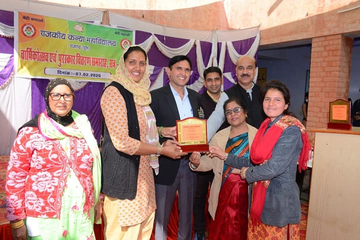 Government Girls College, Rajgarh, Churu campus photo 5