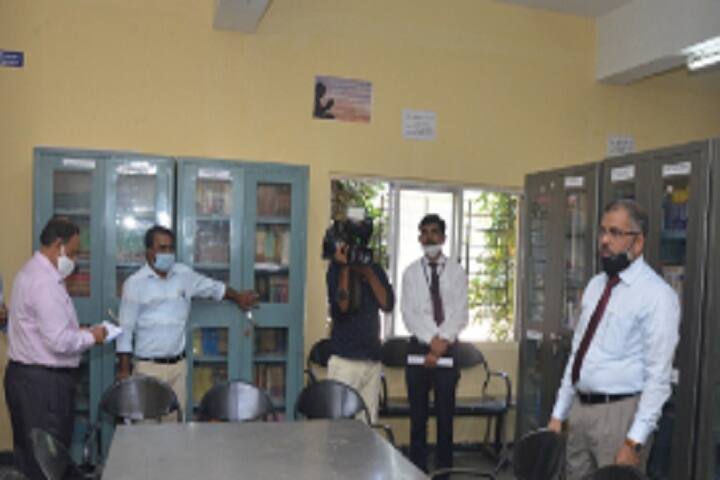 Shah Sogmal Peeraji Oswal Government First Grade College, Muddebihal campus photo 5