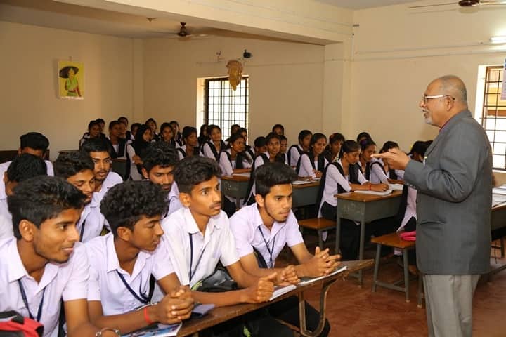 Government First Grade College, Haleangady campus photo 5