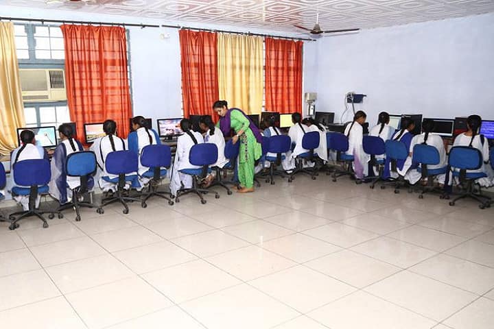 Guru Harkrishan Girls College, Phallewal Khurd campus photo 3