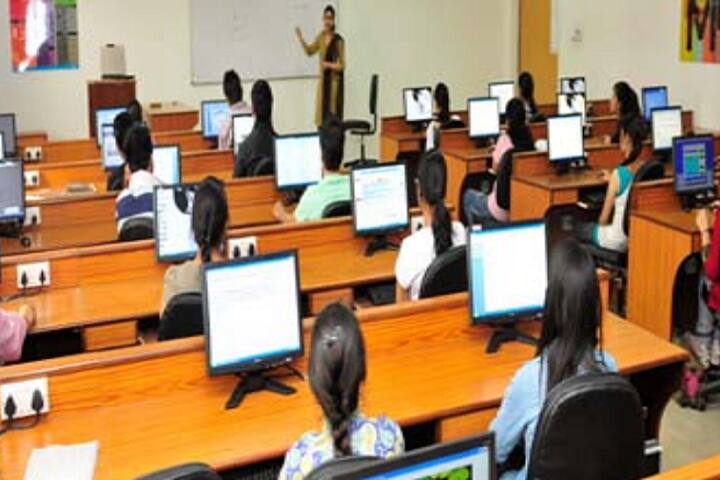Universal Post Graduate College, Dausa campus photo 5