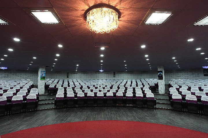 School of Law, Sathyabama Institute of Science and Technology, Chennai campus photo 2