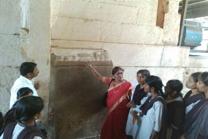 Shri Mahadevappa Basalingappa Halli Government First Grade College, Annigeri campus photo 6