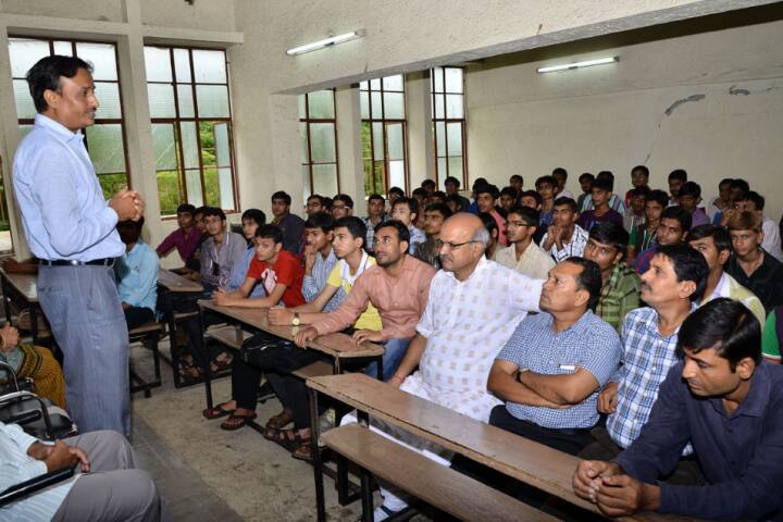 Smt JJ Kundalia Arts Commerce and BBA College, Rajkot campus photo 3