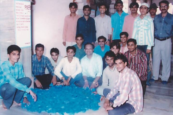 Shri KH Madhvani College, Porbandar campus photo 6