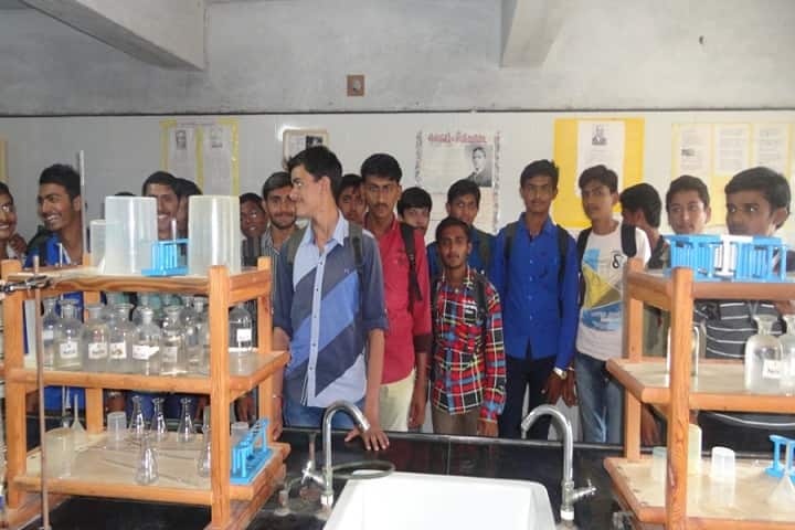 Shree Adarsh B Sc College, Botad campus photo 4