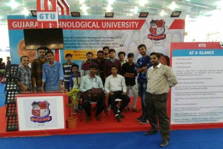 Grow More Institute of Arts, Himmatnagar campus photo 4