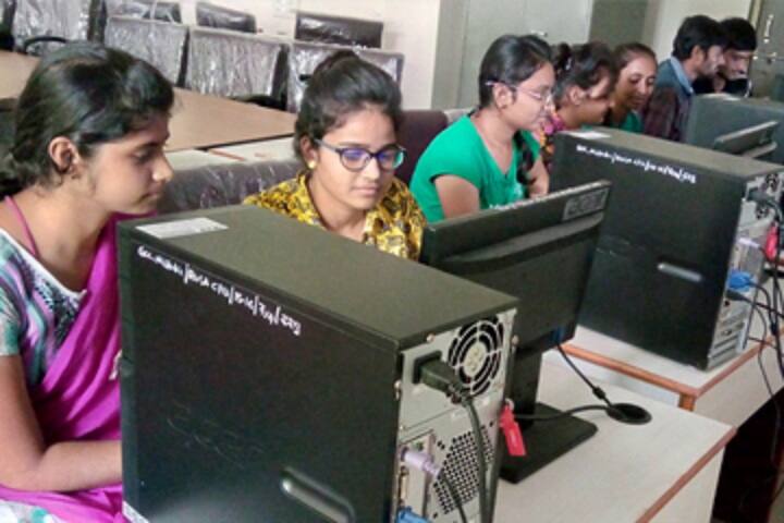 Government Commerce College, Naroda campus photo 4