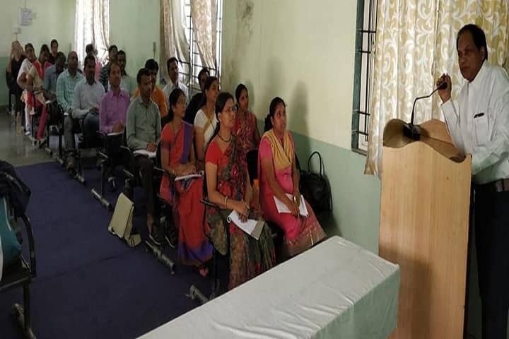 Shripatrao Chougule Arts and Commerce College, Kolhapur campus photo 2