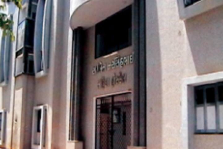 RH Patel English Medium B Ed College, Gandhinagar campus photo 3