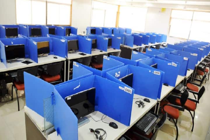 KR Sapkal College of Management Studies, Nashik campus photo 3