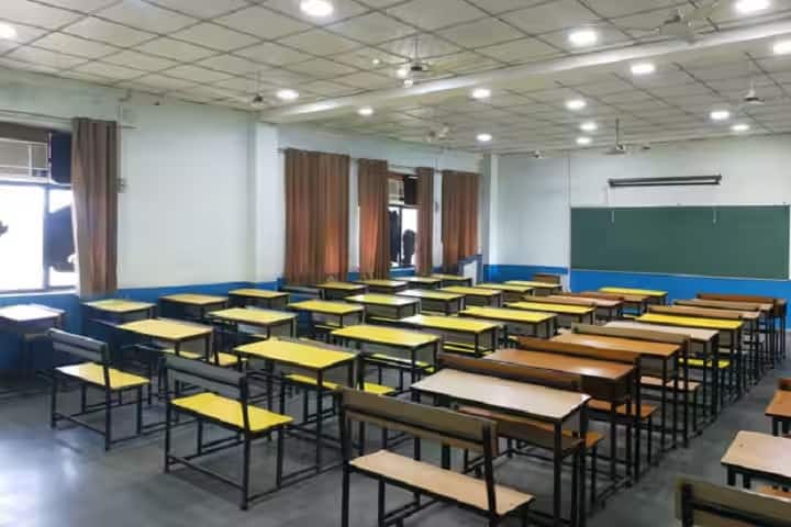 Kasturi Ram College of Higher Education, Delhi campus photo 2