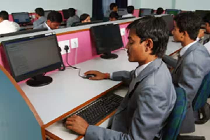 Kanpur Institute of Management Studies, Kanpur campus photo 3