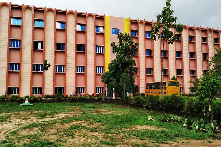 Unitech Institute of Engineering and Technology, Mirzapur campus photo 4