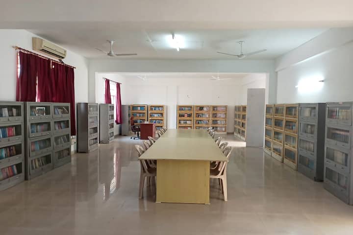 Srajan Institute of Management and Technology, Bareilly campus photo 2