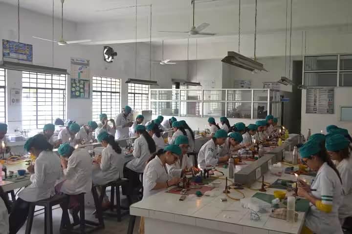 Bhojia Dental College and Hospital, Solan campus photo 2