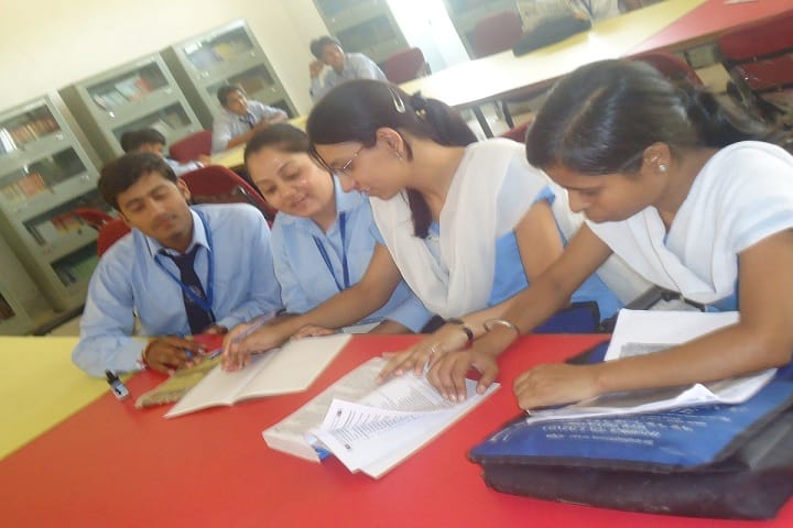 Shri Radha Kishan Degree College, Agra campus photo 3