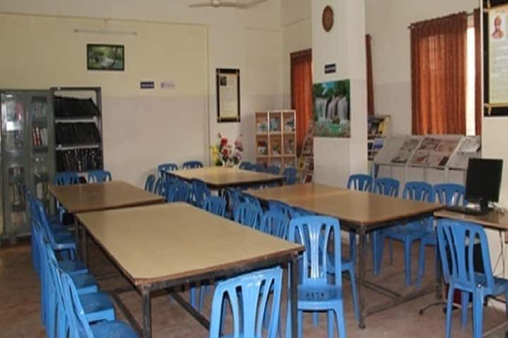 Modern Institute of Business Studies, Nigdi campus photo 6