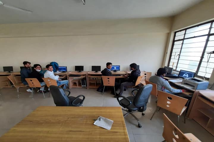 Lloyd College of Engineering, Greater Noida campus photo 6