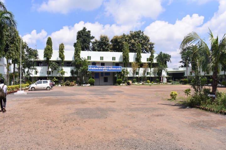 Shri Pandharinath Arts and Commerce College, Narkhed campus photo 3