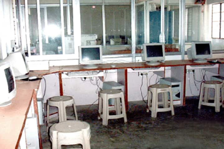 Hiwarkar Arts, Commerce and Science College, Nagpur campus photo 5