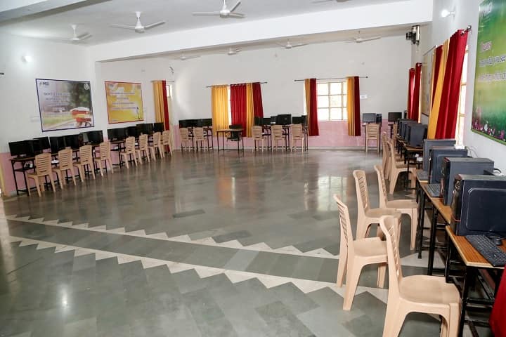 Modern College, Jhansi campus photo 3