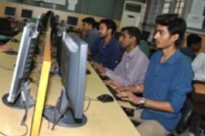 IIMC Delhi campus photo 4