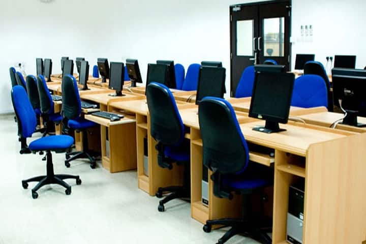 Khaitanji Law College, Sitapur campus photo 3
