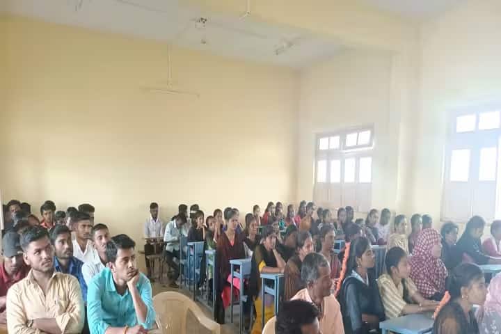 Sri Channamallappa Channaveerappa Hebbal Government First Grade College, Golasangi campus photo 3