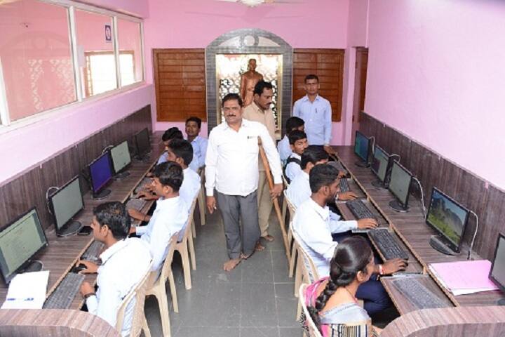 Baburao Patil College of Arts and Science, Solapur campus photo 4