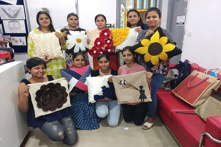 Wisdom School of Management, Lucknow campus photo 4