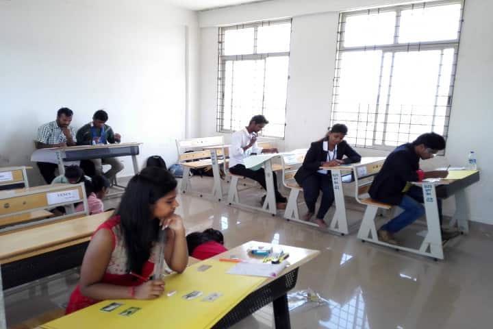 KLE Society's KF Patil Institute of Business Administration, Ranebennur campus photo 3
