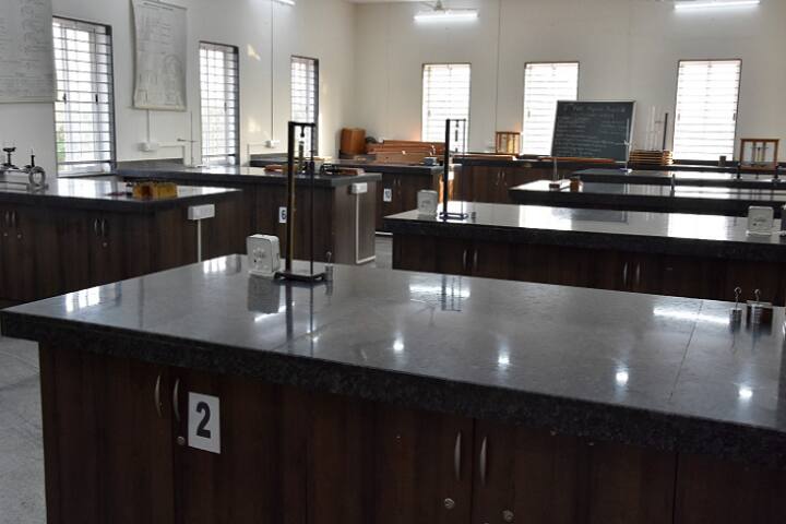 YB Annigeri Commerce Degree College, Dharwad campus photo 3