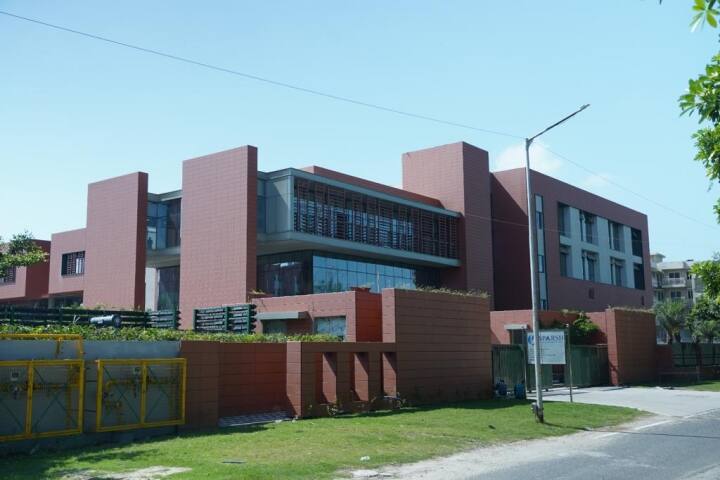 Sparsh Global Business School, Greater Noida campus photo 2