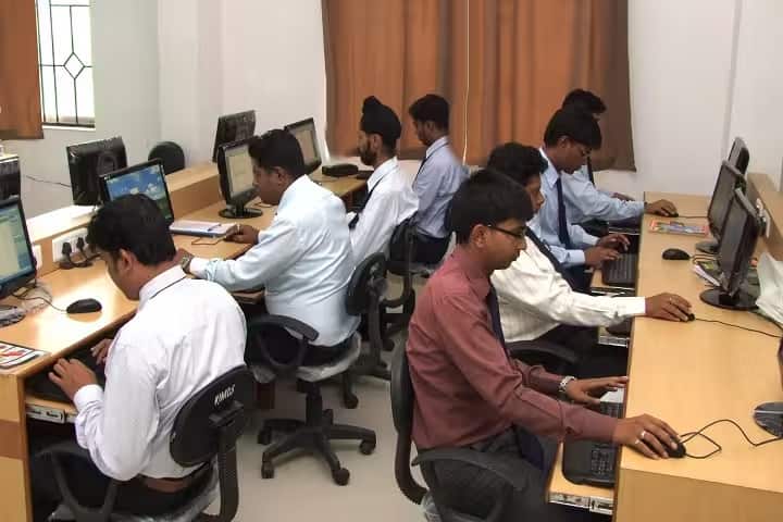KIMDS Ranchi campus photo 5